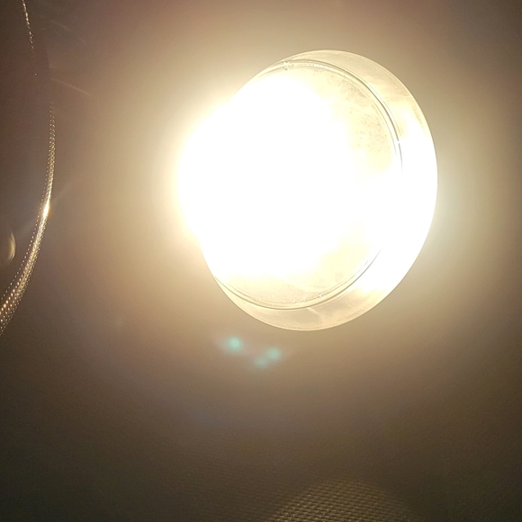 Handheld Spotlight - Picture 11 of 11